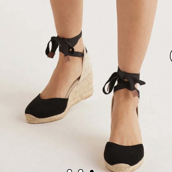 Express Shoes - EXPRESS Black Ankle Lace Espadrille Wedges
